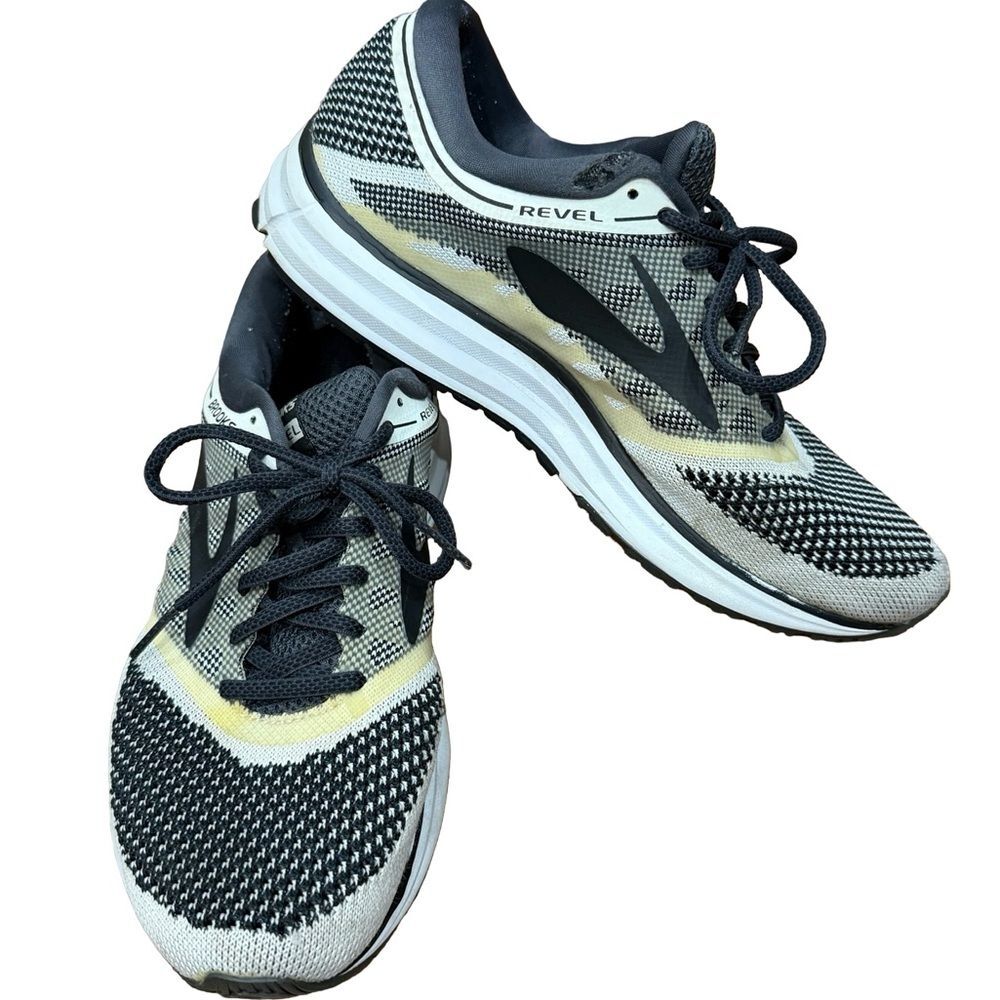 🏃‍♀️ Brooks Revel Women’s Running Shoes Size 9